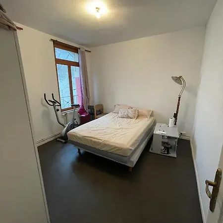 Recquignies Lägenhet